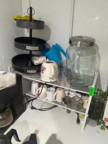 ASSORTED CONTENTS OF COFFEE AREA
