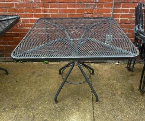 METAL PATIO TABLE