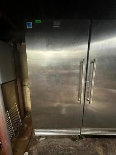 SINGLE DOOR REACH IN FREEZER