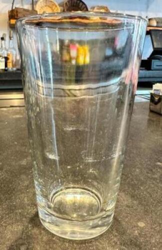 (13)- DRINKING GLASSES