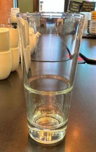 (4)- DRINKING GLASSES
