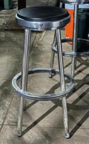(2)- BARSTOOLS