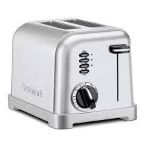 DESCRIPTION: (1) 2 SLICE TOASTER BRAND/MODEL: CUISINART INFORMATION: STAINLESS RETAIL$: $50.0 EA QTY: 1