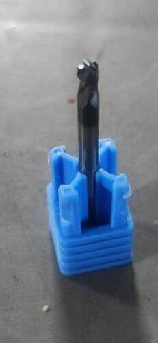 DESCRIPTION: (8) CORNER RADIUS END MILLS BRAND/MODEL: SGS 09260 SIZE: .1200" DIA .015 RAD RETAIL$: $128.48 QTY: 8