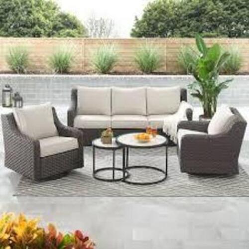 DESCRIPTION: (1) OUTDOOR COUCH WITH END TABLES BRAND/MODEL: BETTER HOMES AND GARDENS INFORMATION: DARK BROWN WICKER WITH LIGHT GRAY, SIDE CHAIRS NOT I