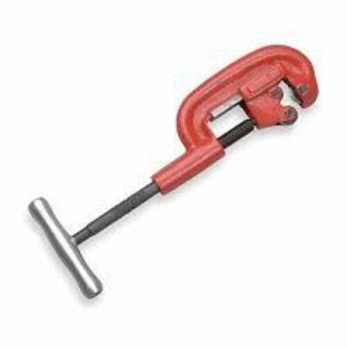DESCRIPTION: (2) PIPE CUTTER BRAND/MODEL: WESTWARD #4YR88 SIZE: ALUMINUM/BRASS/COPPER/STEEL, 1/2 IN TO 2 IN CUTTING CAPACITY RETAIL$: $127.37 EA QTY: