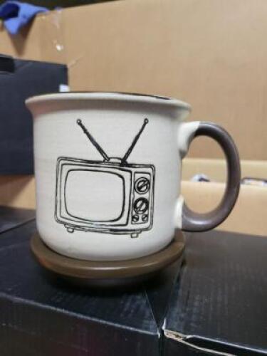 DESCRIPTION: (5) CERAMIC MUG WITH SAUCER BRAND/MODEL: B-FODGE SIZE: 16.2 OZ RETAIL$: $13.99 EA QTY: 5