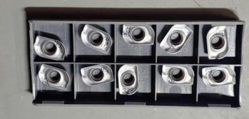 DESCRIPTION: (10) CARBIDE MILLING INSERTS BRAND/MODEL: ISCAR ADKT 150550R-HM IC328 RETAIL$: $241.50 QTY: 10