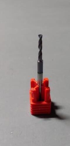 DESCRIPTION: (10) SOLID CARBIDE JOBBER BITS BRAND/MODEL: ACCUPRO 63310262 SIZE: #46 RETAIL$: $218.20 QTY: 10