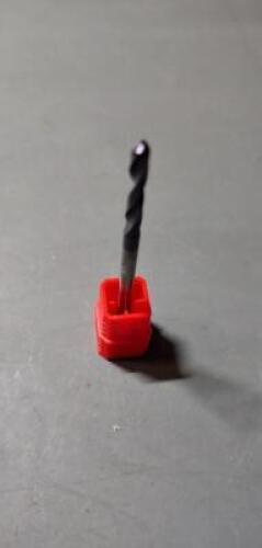 DESCRIPTION: (4) CARBIDE JOBBER DRILL BIT BRAND/MODEL: ACCUPRO 63310171 SIZE: #39 RETAIL$: $87.28 QTY: 4