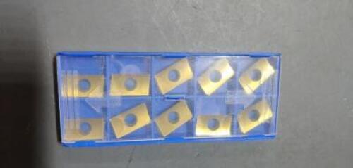 DESCRIPTION: (20) CARBIDE MILLING INSERTS BRAND/MODEL: STELLRAM APEX1604PDFR-701 RETAIL$: $435.02 QTY: 20