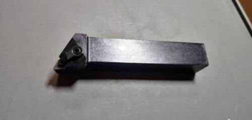 DESCRIPTION: (1) INDEXABLE TURNING TOOLHOLDER BRAND/MODEL: SECO MDJNR-16-3D RETAIL$: $168.98 QTY: 1