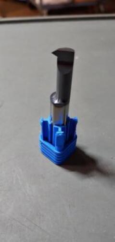 DESCRIPTION: (4) INTERNAL THREADING TOOL BRAND/MODEL: ITI 30-1520-C SIZE: .360" MIN BORE .750" REACH RETAIL$: $226.60 QTY: 4
