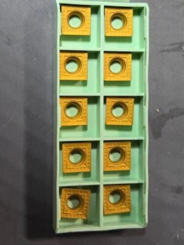DESCRIPTION: (20) CARBIDE MILLING INSERTS BRAND/MODEL: WALTER SPMT120408-D51 WAP35 RETAIL$: $420.00 QTY: 20