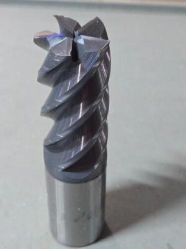DESCRIPTION: (2) SOLID CARBIDE SQ END MILL BRAND/MODEL: DATA FLUTE MH51000C11 SIZE: 1" D 1" LOC RETAIL$: $305.83 QTY: 2