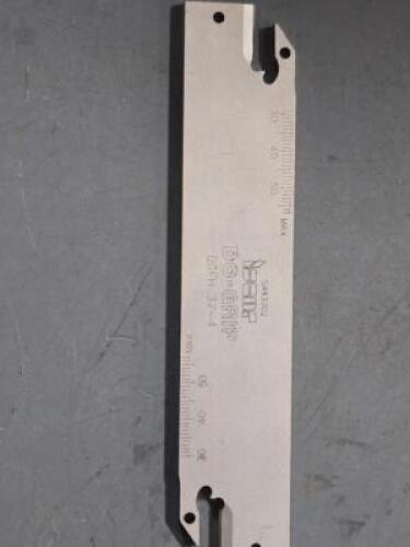 DESCRIPTION: (1) DE NEUTRAL INDEXABLE CUT OFF BLADE BRAND/MODEL: ISCAR 2301246 SIZE: 32mmH 3.2mm W 150mm OAL RETAIL$: $141.00 QTY: 1