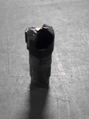 DESCRIPTION: (10) REPLACEABLE BTA CARBIDE DRILL TIPS BRAND/MODEL: ISCAR 53886214 SIZE: 0.7585" RETAIL$: $1388.20 EA QTY: 10