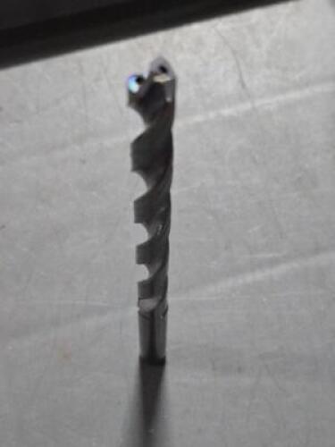 DESCRIPTION: (10) SOLID CARBIDE THRU COOLANT DRILL BIT BRAND/MODEL: OSG 553034212 SIZE: 8.70mm RETAIL$: $479.96 QTY: 10