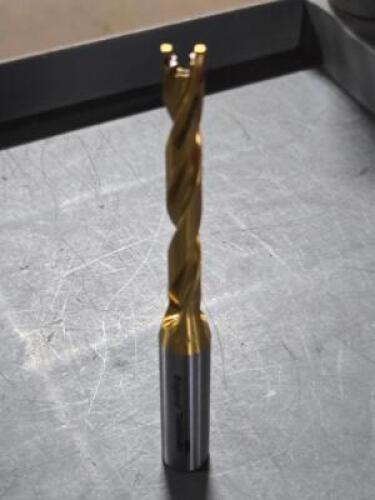 DESCRIPTION: (1) REPLACEABLE TIP DRILL BRAND/MODEL: INGERSOLL 3212751 SIZE: 0.315" TO 0.3307"; DIA 2052" MX DEPTH RETAIL$: $304.00 QTY: 1