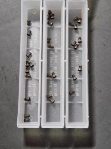 DESCRIPTION: (9) BOXES OF (10) THREADED PLUGS BRAND/MODEL: UNDEFINED SIZE: FS924 RETAIL$: $213.30 QTY: 9