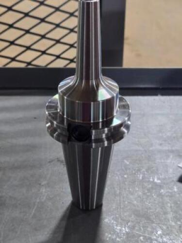 DESCRIPTION: (1) SLIM FIT COLLET CHUCK BRAND/MODEL: TECHNIKS SYIC=23656 SIZE: CAT40 X SBL6-4 RETAIL$: $311.00 QTY: 1