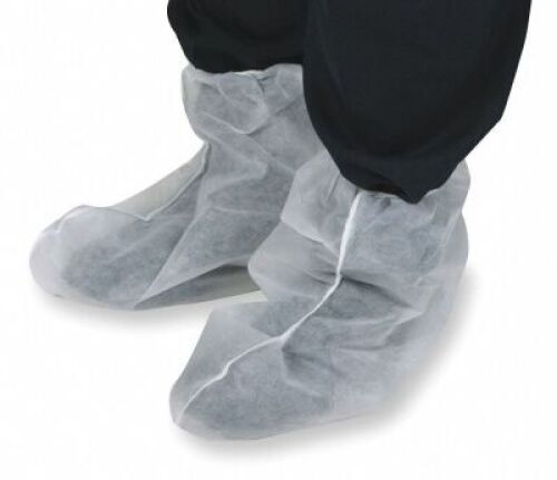 DESCRIPTION: (3) PACKS OF (200) BOOT COVERS BRAND/MODEL: 2KTU5C INFORMATION: WHITE RETAIL$: $25.08 EA QTY: 3