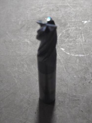 DESCRIPTION: (2) CARBIDE CORNER RADIUS END MILLS BRAND/MODEL: GORILLA GM12RH4 SIZE: 1/2" DIA 0.03" RAD RETAIL$: $174.04 QTY: 2