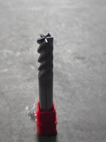 DESCRIPTION: (4) CARBIDE SQ END MIL BRAND/MODEL: FULLERTON 92564. RETAIL$: $169.98 QTY: 4