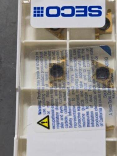 DESCRIPTION: (20) CARBIDE GROOVING INSERTS BRAND/MODEL: SECO 10NR0.75R RETAIL$: $678.00 QTY: 20