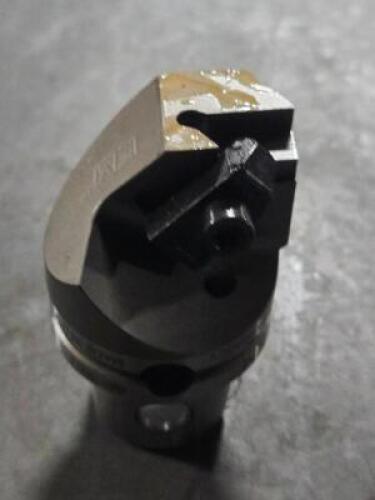 DESCRIPTION: (4) MODULAR GROOVING HEADS BRAND/MODEL: KENNAMETAL 3902283 SIZE: KM40 RETAIL$: $1,204.00 QTY: 4