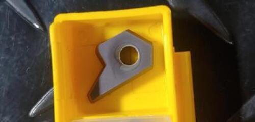 DESCRIPTION: (25) S1S INSERTS BRAND/MODEL: KENNAMETAL 6435853 RETAIL$: $ 26.50 PER INSERT QTY: 25
