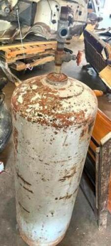 100 LB. PROPANE TANK