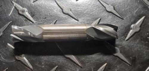 DESCRIPTION: (3) SOLID CARBIDE DOUBLE SIDED SQ. END MILL BRAND/MODEL: ATRAX 33593TF INFORMATION: 4 FLUTE, CENTER CUTTING RETAIL$: $ 75.03 EACH SIZE: 1