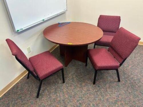 CIRCLE TABLE WITH CHAIRS
