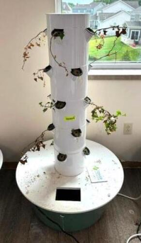 HYDROPONIC GROW TOWER