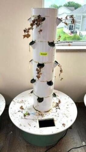 HYDROPONIC GROW TOWER