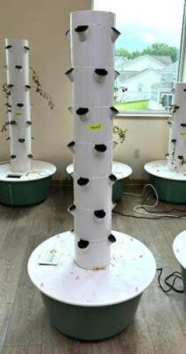 HYDROPONIC GROW TOWER