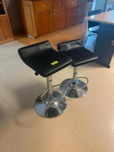 (2) - BAR STOOLS