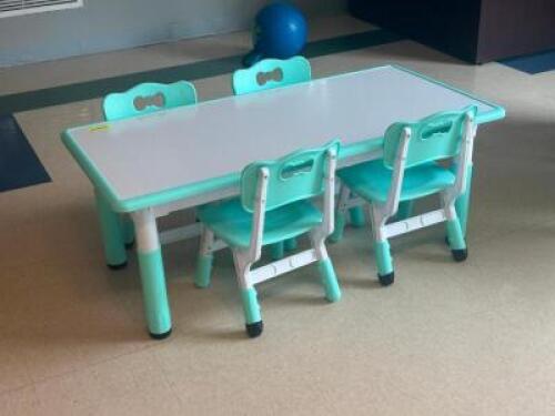 CHILDREN'S TABLE