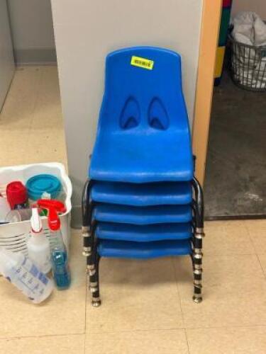 (5) - CHILDREN'S CHAIRS