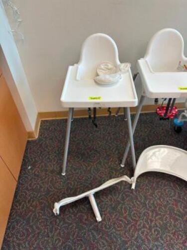 BOOSTER CHAIR