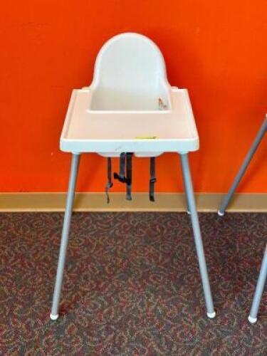 BOOSTER CHAIR