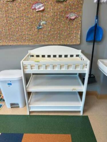 WOOD CRIB WITH SHELVES