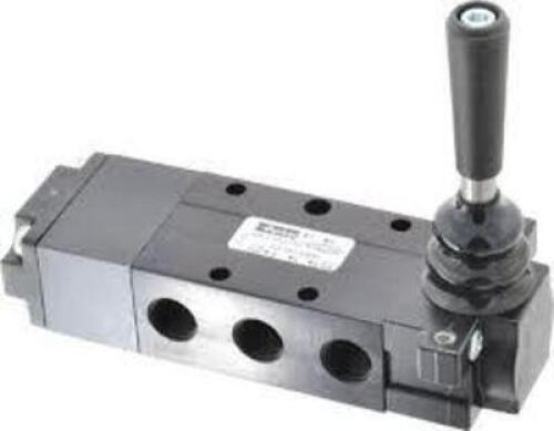 DESCRIPTION: (1) MECHANICAL OPERATED VALVE BRAND/MODEL: PARKER INFORMATION: 4 WAY RETAIL$: $200.00 EA QTY: 1