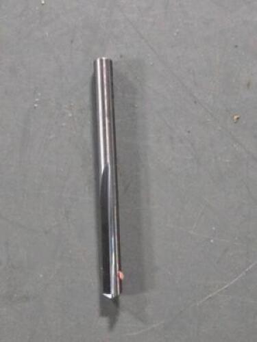 DESCRIPTION: (1) SOLID CARBIDE STRAIGHT FLUTE DRILL BIT BRAND/MODEL: METAL REMOVAL M43570 SIZE: #15 RETAIL$: $42.25 QTY: 1