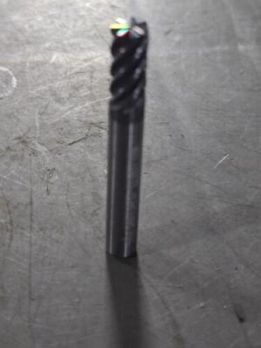 DESCRIPTION: (4) CARBIDE SQ END MIL BRAND/MODEL: GORILLA MILL GMHT14FS7 SIZE: 1/4" DIA 1/2" LOC RETAIL$: $113.52 QTY: 4