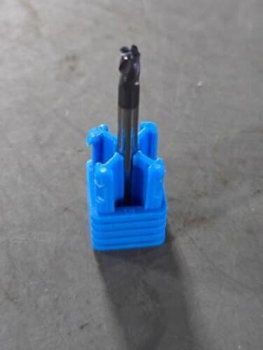 DESCRIPTION: (10) SOLID CARBIDE SQ END MILL BRAND/MODEL: SGS 09260 SIZE: .1200" DIA 0.15" RAD RETAIL$: $157.75 QTY: 10