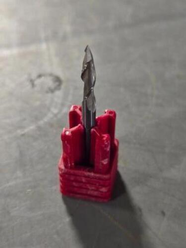 DESCRIPTION: (3) SOLID CARBIDE DRILL MILL BRAND/MODEL: MELIN TOOL AMG-404-DP60 SIZE: 1/8" DIA 1/2" LOC 60* RETAIL$: $42.87 QTY: 3