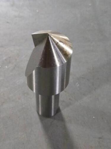 DESCRIPTION: (1) RHC 100* ANGLE HSS COUNTERSINK BRAND/MODEL: VC 02453744 SIZE: 1-1/4" HEAD DIA RETAIL$: $78.78 QTY: 1