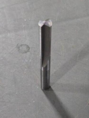 DESCRIPTION: (4) SOLID CAARBIDE STRAIGHT FLUTE DRILL BIT BRAND/MODEL: WIDIA M43605 SIZE: .2810" DIA RETAIL$: $143.32 QTY: 4